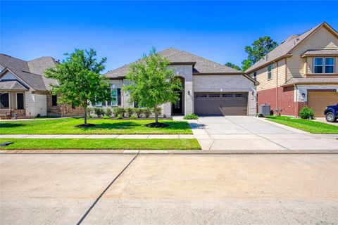 Photo of 13235 Westmont Heights Lane, Houston, TX 77044 (MLS # 93173845) Photo of 13235 Westmont Heights Lane, Houston, TX 77044 (MLS # 93173845)