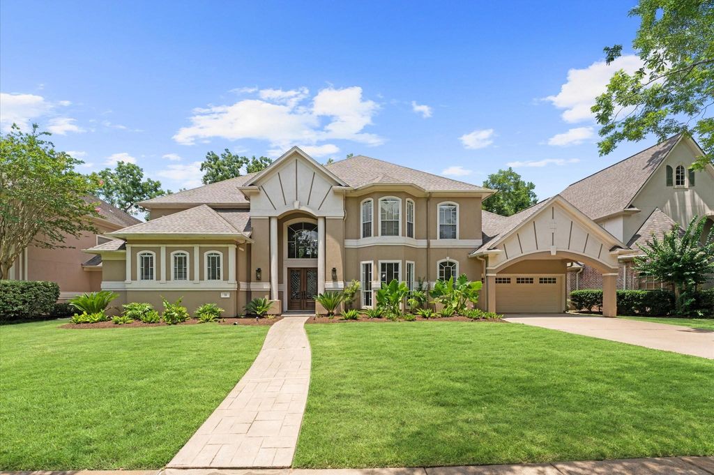 Photo of 18 Sullivans Court, Missouri City, TX 77459 (MLS # 95711411)