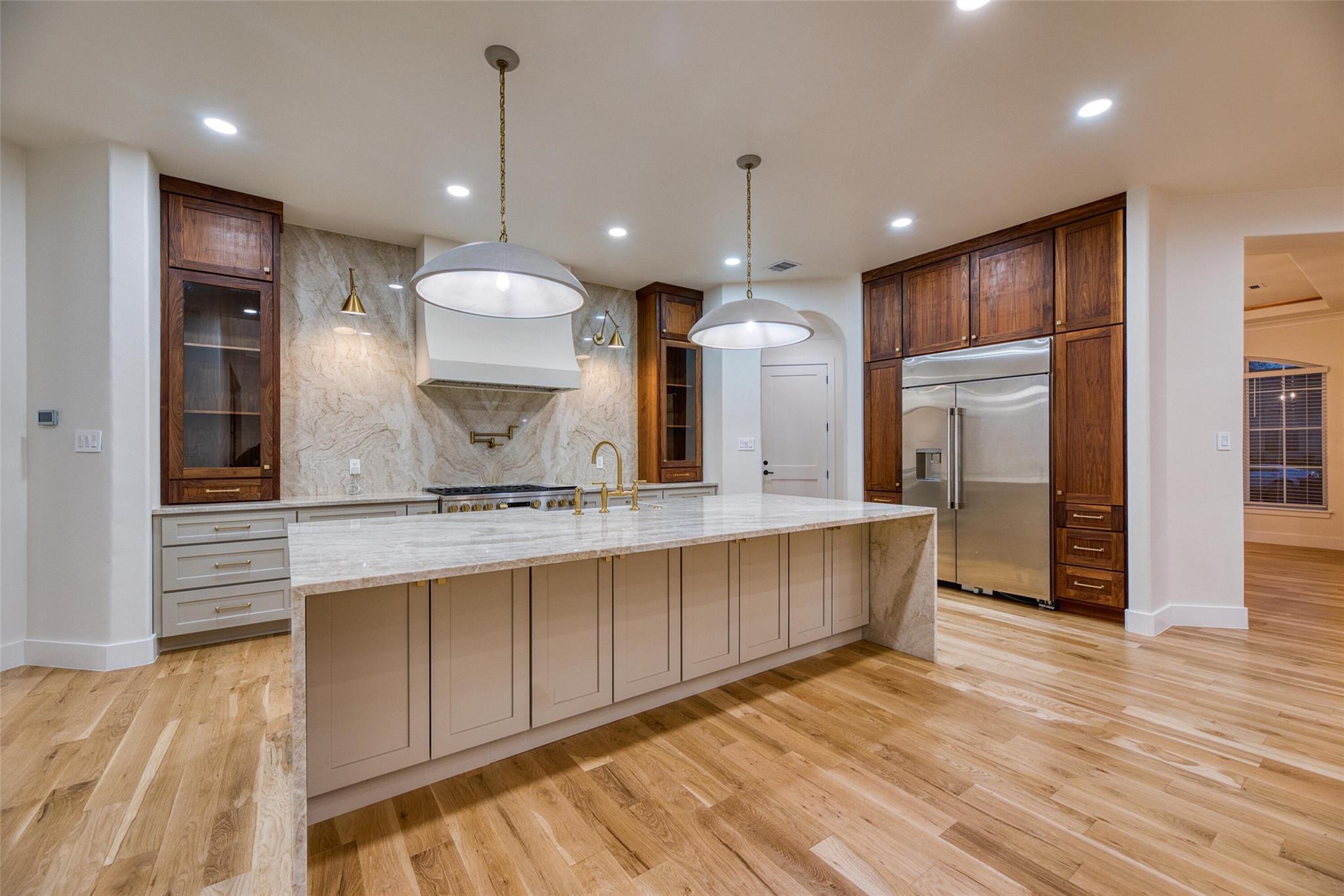 1274 Bella Luna Lane