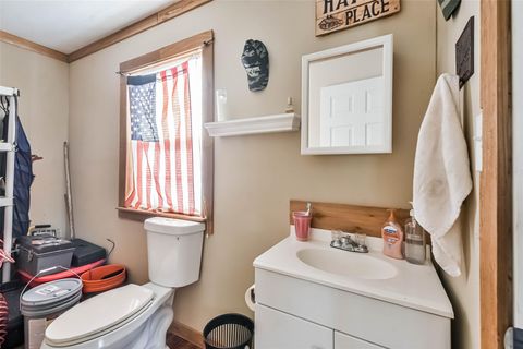 Tiny photo for 35 Old Sign Rd Fm 2989 RD, Midway, TX 75852 (MLS # 93266947)