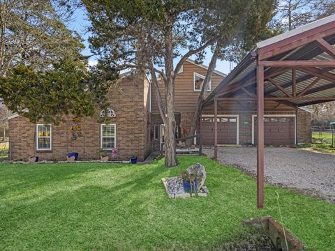 Photo of 9820 Lake Forest Circle N, Brenham, TX 77833 (MLS # 93533916) Photo of 9820 Lake Forest Circle N, Brenham, TX 77833 (MLS # 93533916)