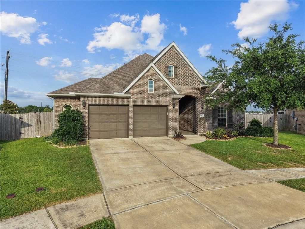 Photo of 2419 Trocadero Lane, League City, TX 77573 (MLS # 96673123)