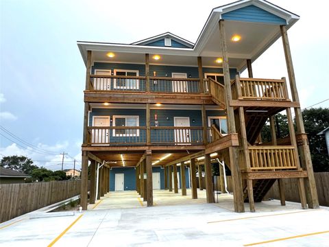 175 W 6th Street A B C D Kemah TX 77565