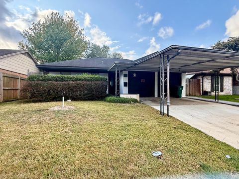 Photo of 510 Witter Street, Pasadena, TX 77506 (MLS # 34431557)