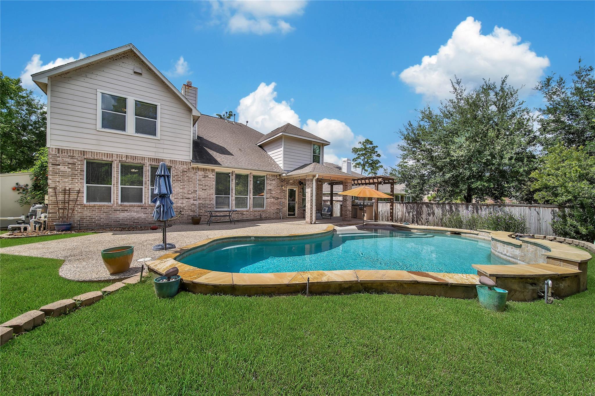 6 Loxanhachee Place