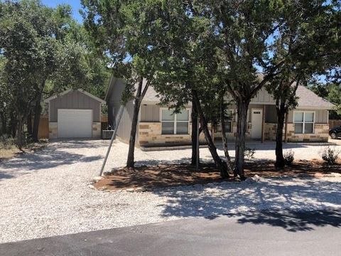 Photo of 1080 Sorrel Creek Dr, Canyon Lake, TX 78133 (MLS # 4418382)