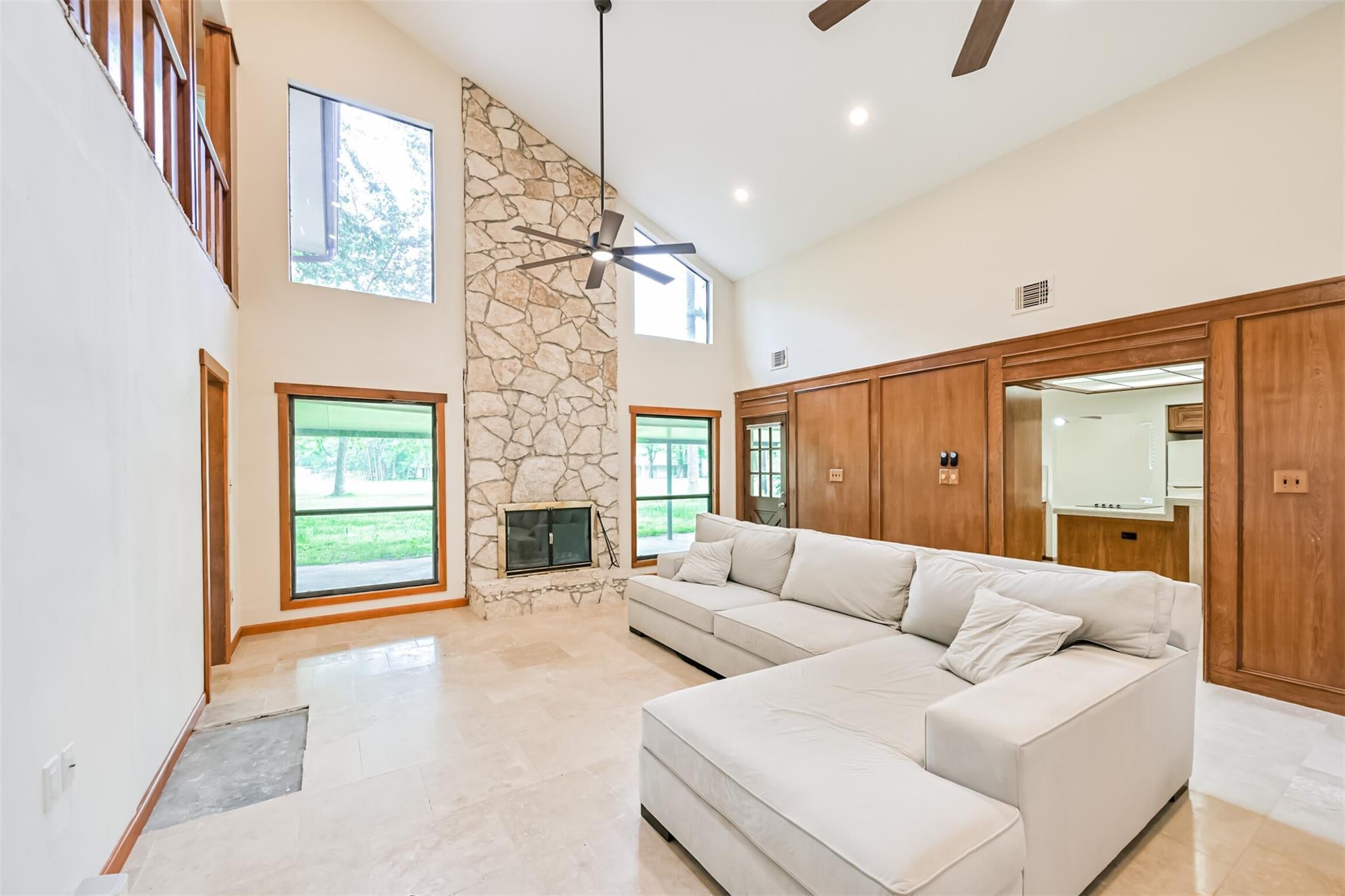 16040 Dunes Drive