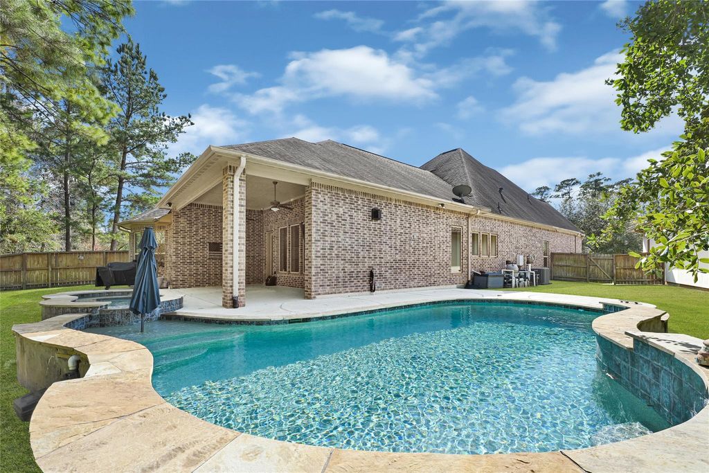 Photo of 110 Lily Green Court, Conroe, TX 77304 (MLS # 51847127)