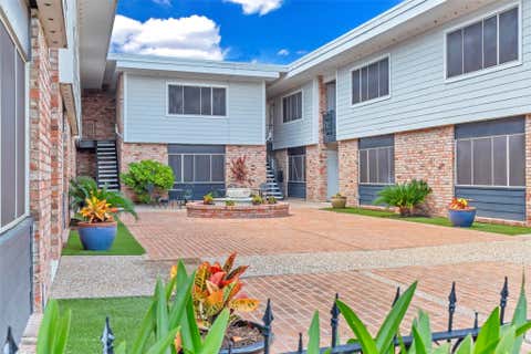 Photo of 2011 Marshall Street #15, Houston, TX 77098 (MLS # 66650581)