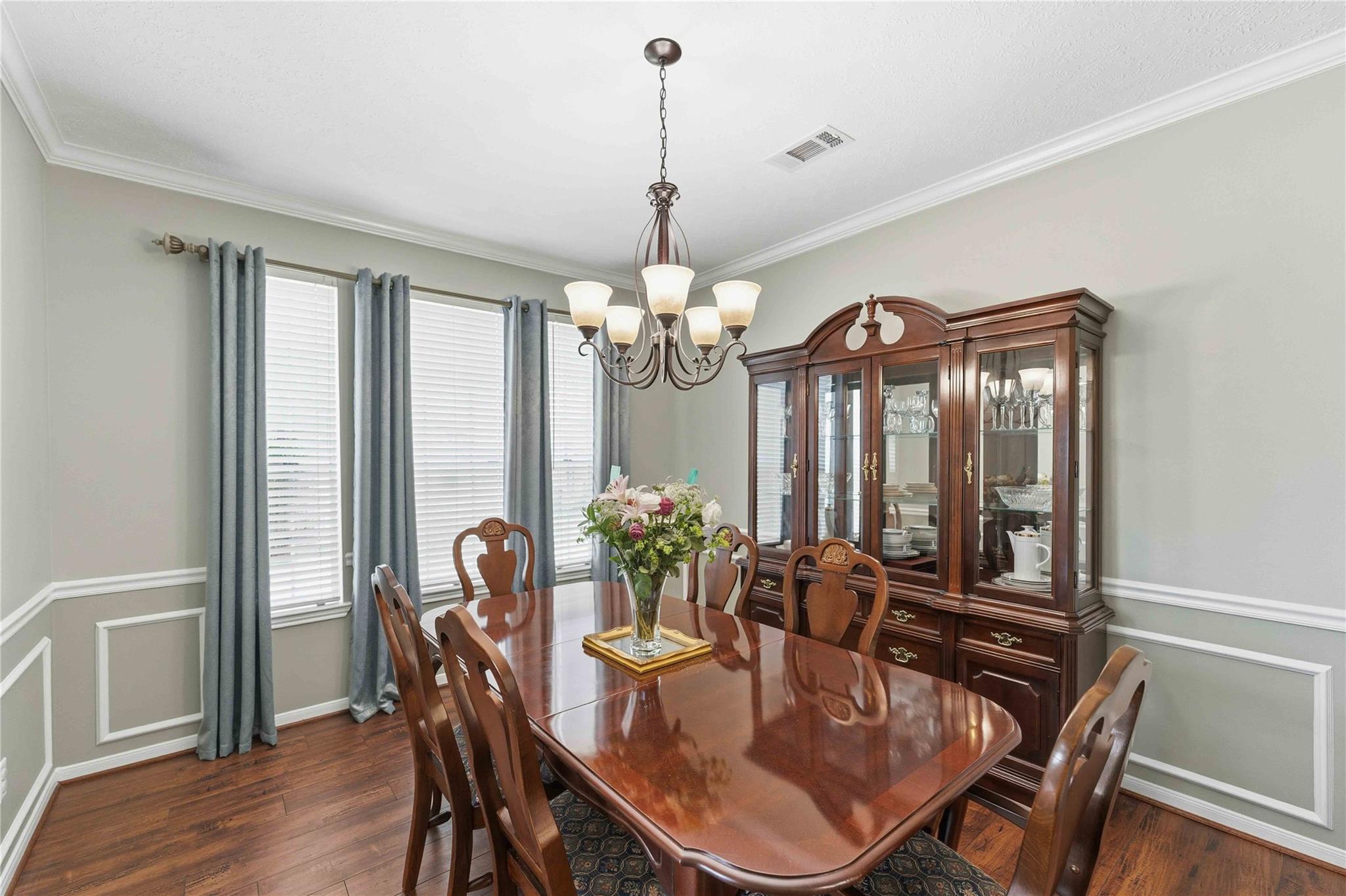 205 Oak Creek Circle