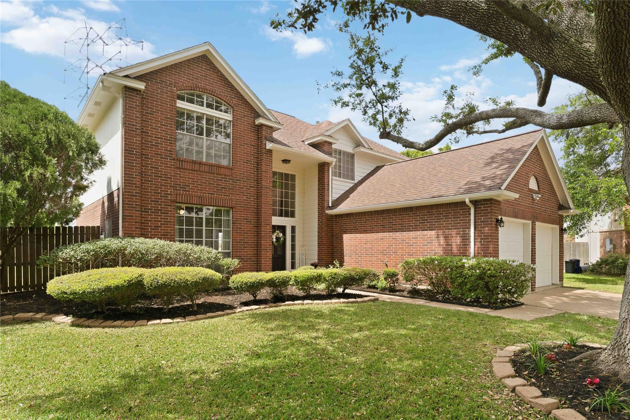 205 Oak Creek Circle