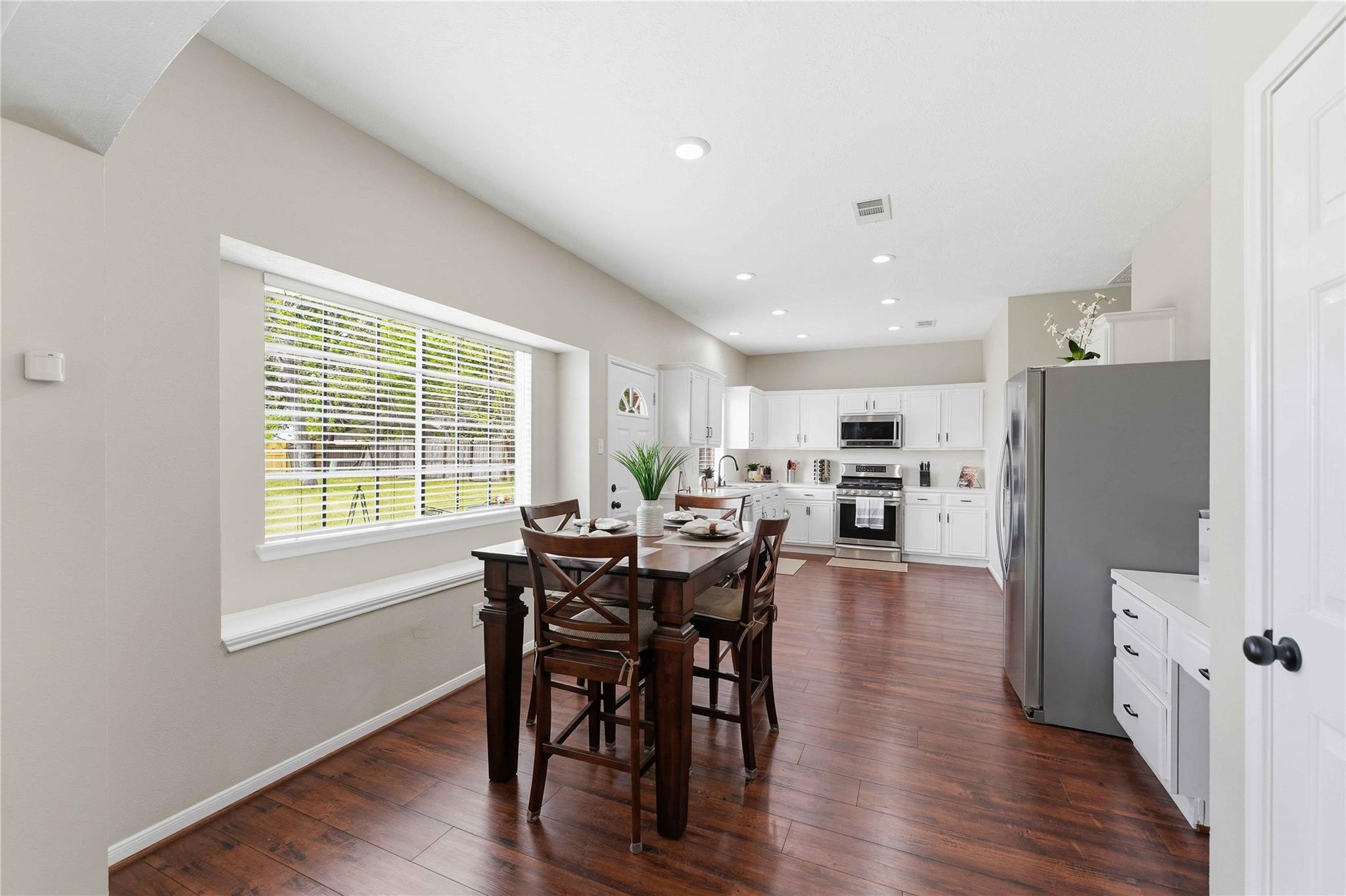 205 Oak Creek Circle