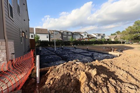 Tiny photo for 16024 Hayes Park Drive, Houston, TX 77079 (MLS # 26189596)