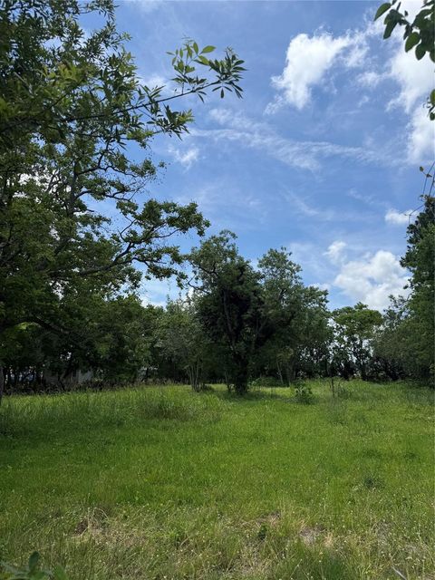 Photo of 2929 2nd Avenue N, Texas City, TX 77590 (MLS # 82107267)