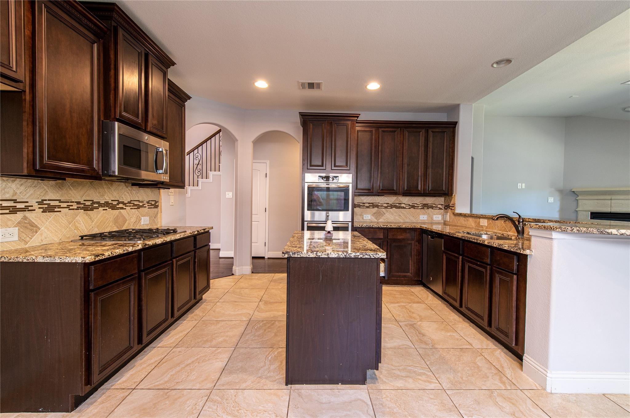 7 Whispering Thicket Place