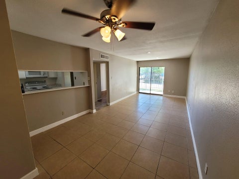 Photo of 2814 S Bartell Drive #10, Houston, TX 77054 (MLS # 55508603)