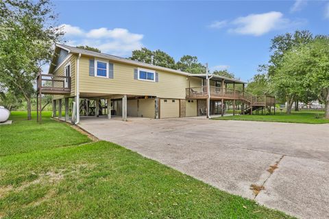 Photo of 603 Shady Glen Drive, Anahuac, TX 77514 (MLS # 77496727)