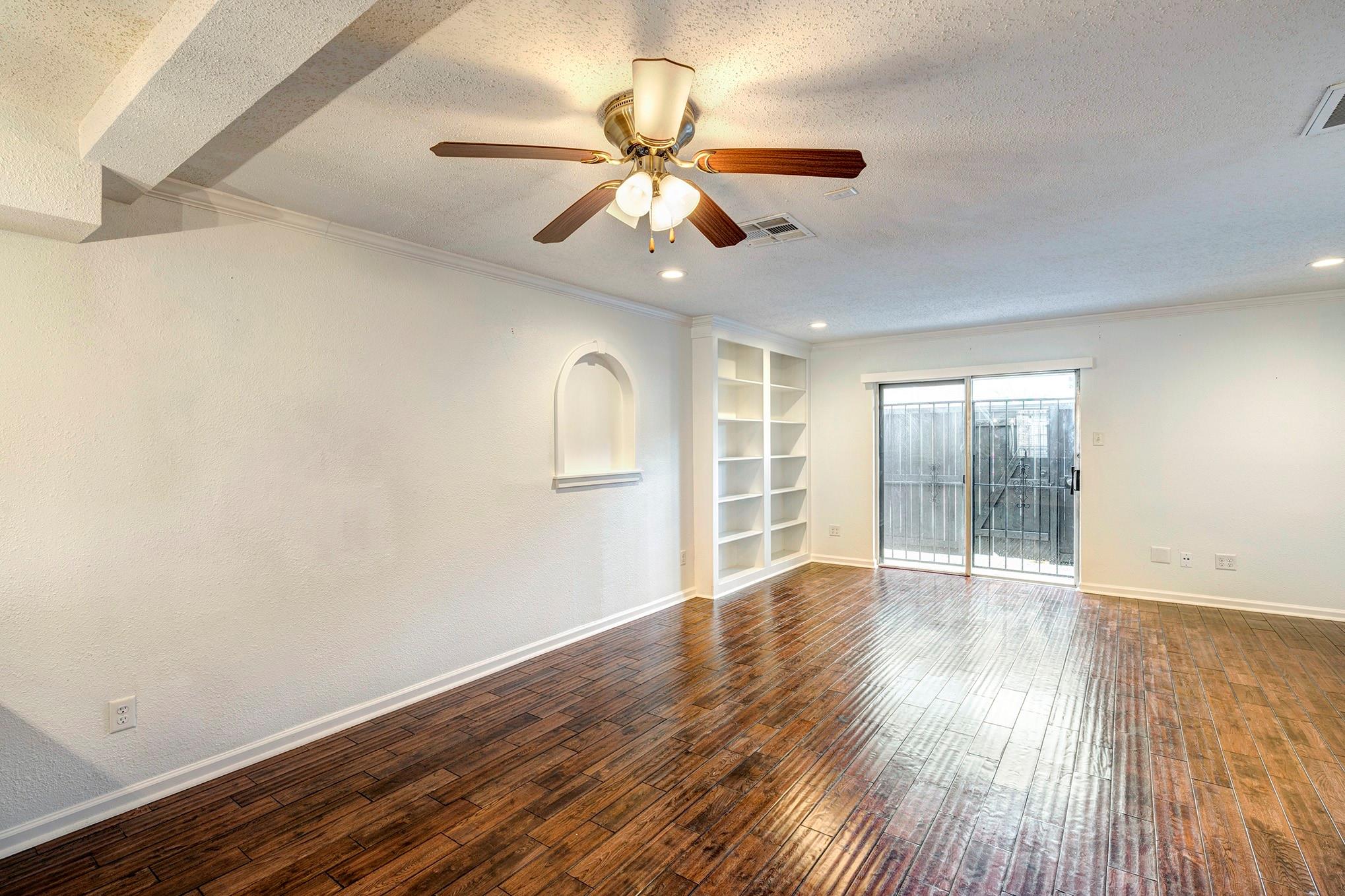 1715 Moritz Drive 27