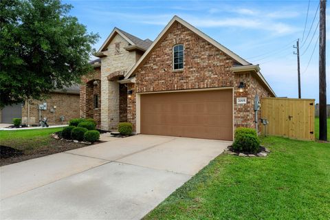 2005 Sunset Terrace Lane Pearland TX 77089