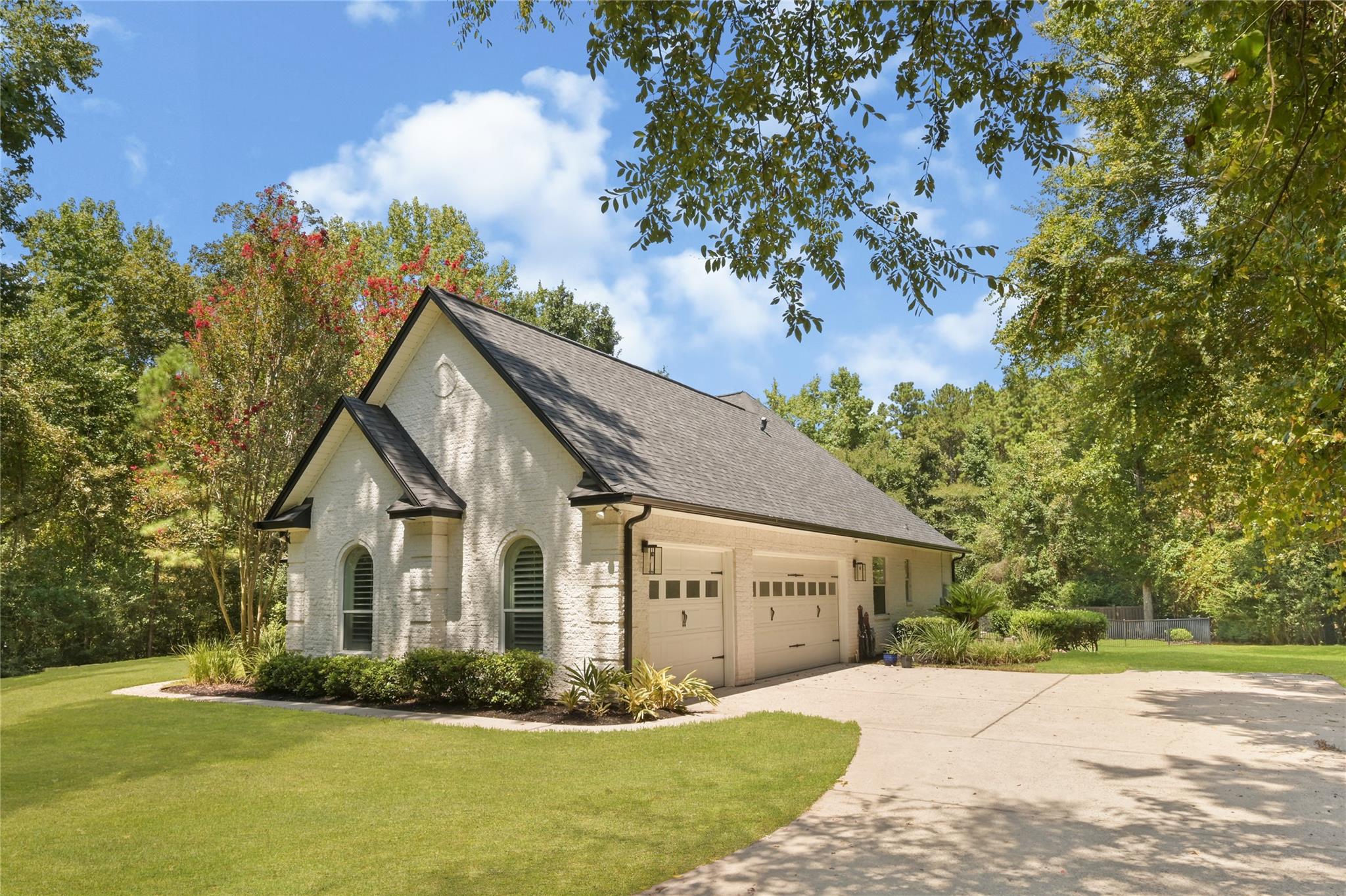 8979 Forest Lake Drive