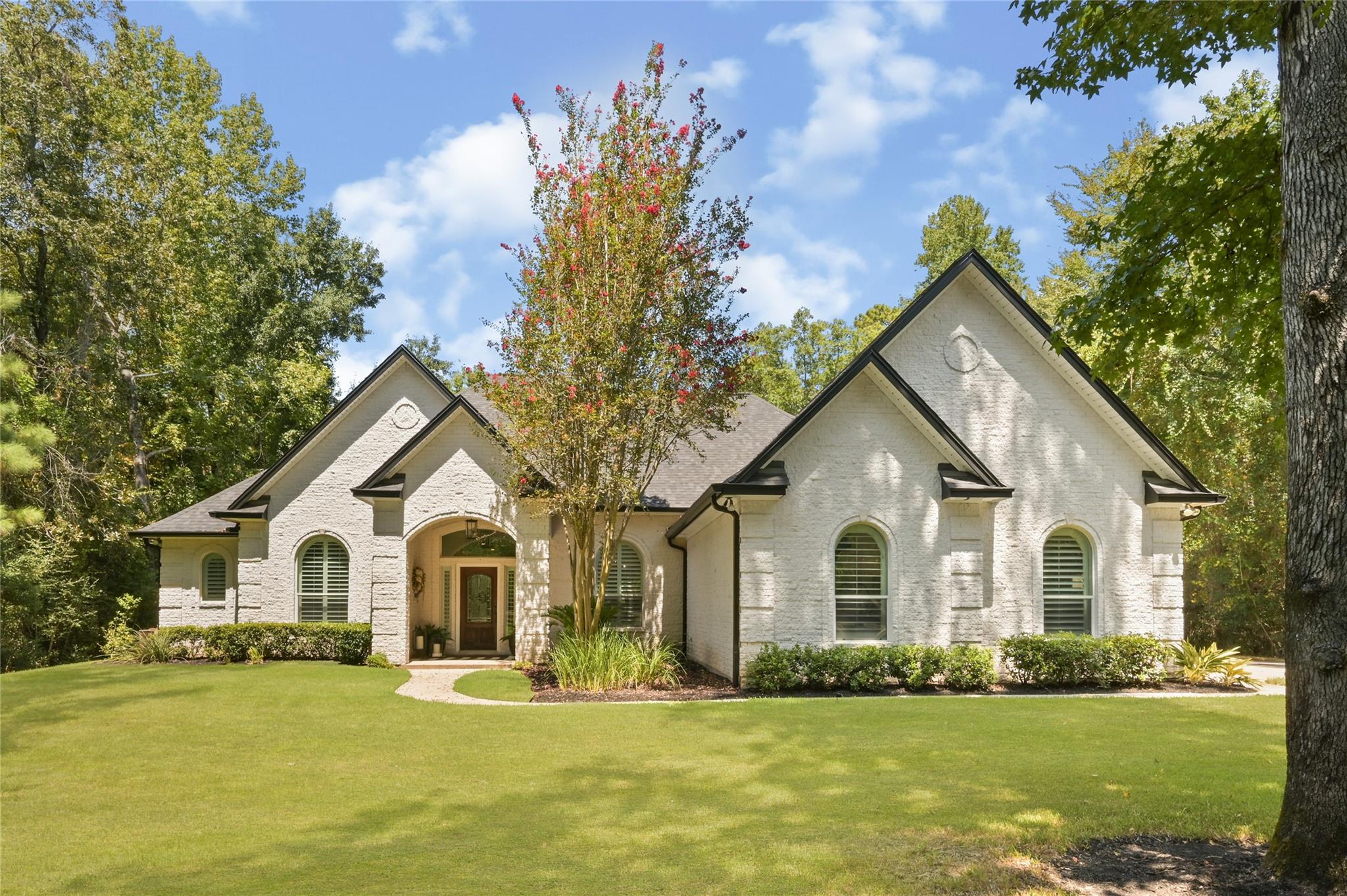 8979 Forest Lake Drive