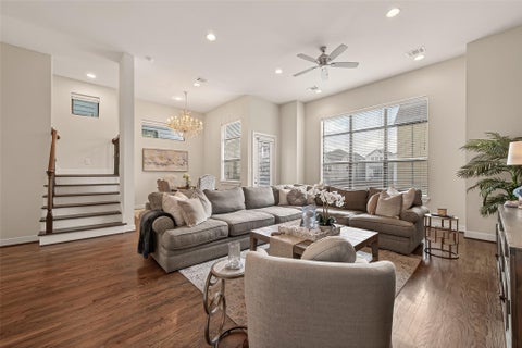 Photo of 1512 Beall Street, Houston, TX 77008 (MLS # 85442588)