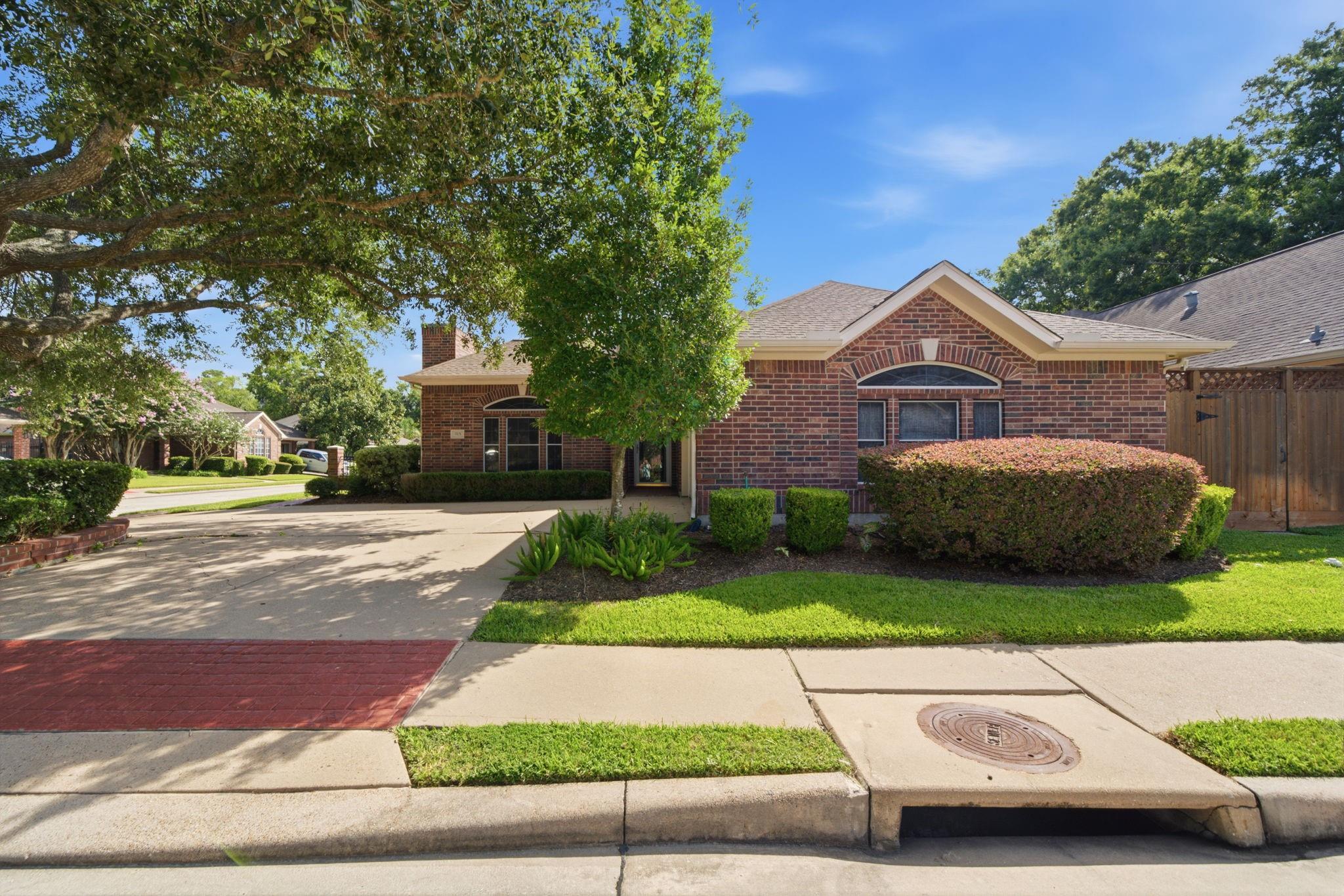 515 Pine Ridge Court