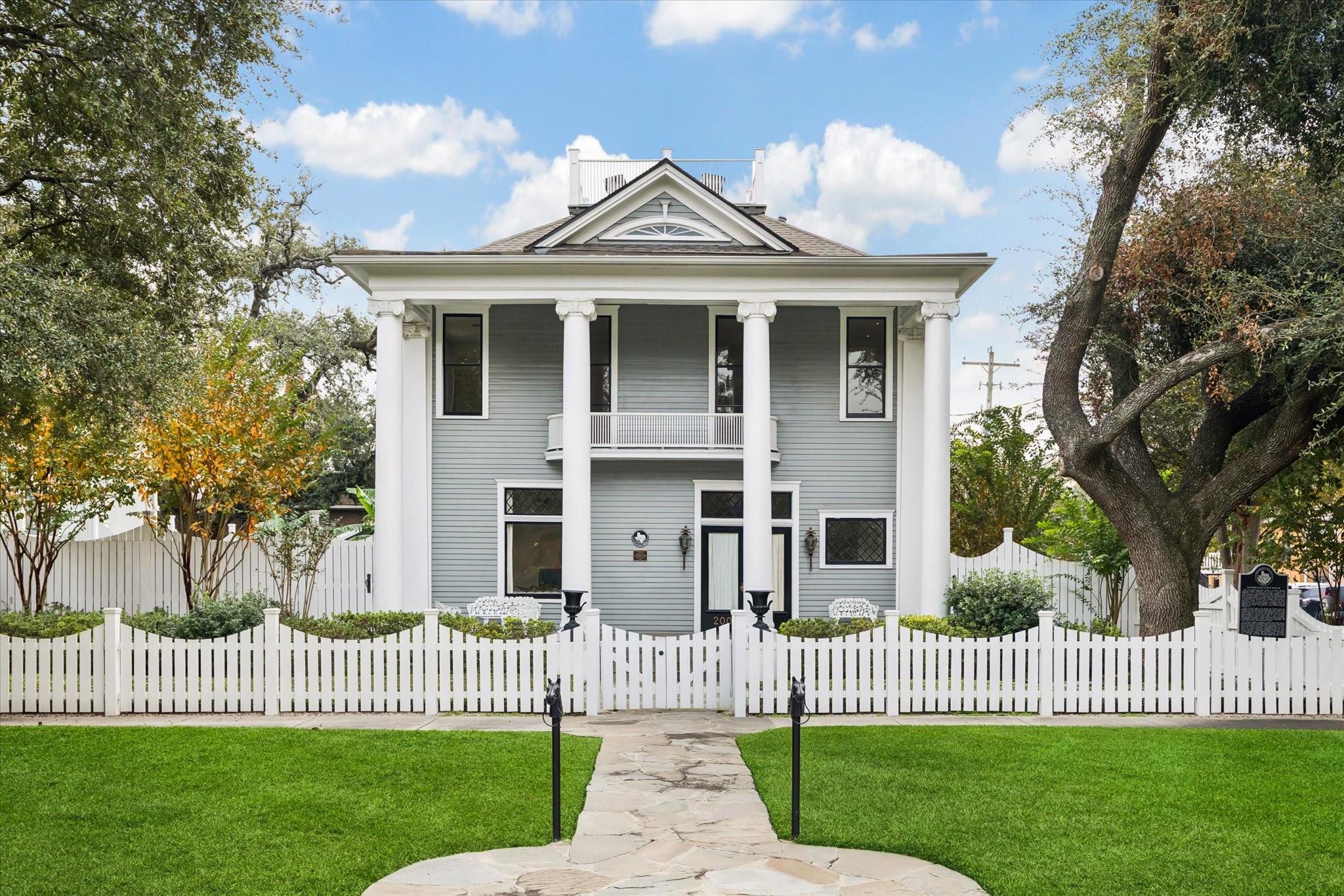 200 Westmoreland Street