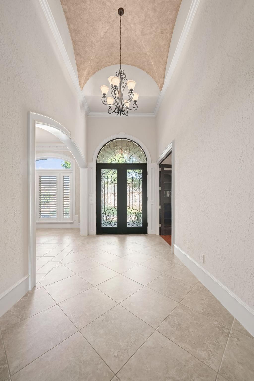 17010 Lapeer Court