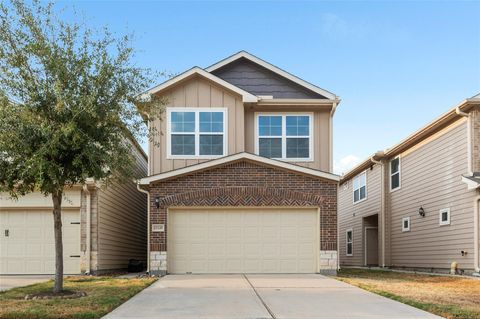 Photo of 17120 Wilthorne Gardens Court, Houston, TX 77084 (MLS # 53115240)