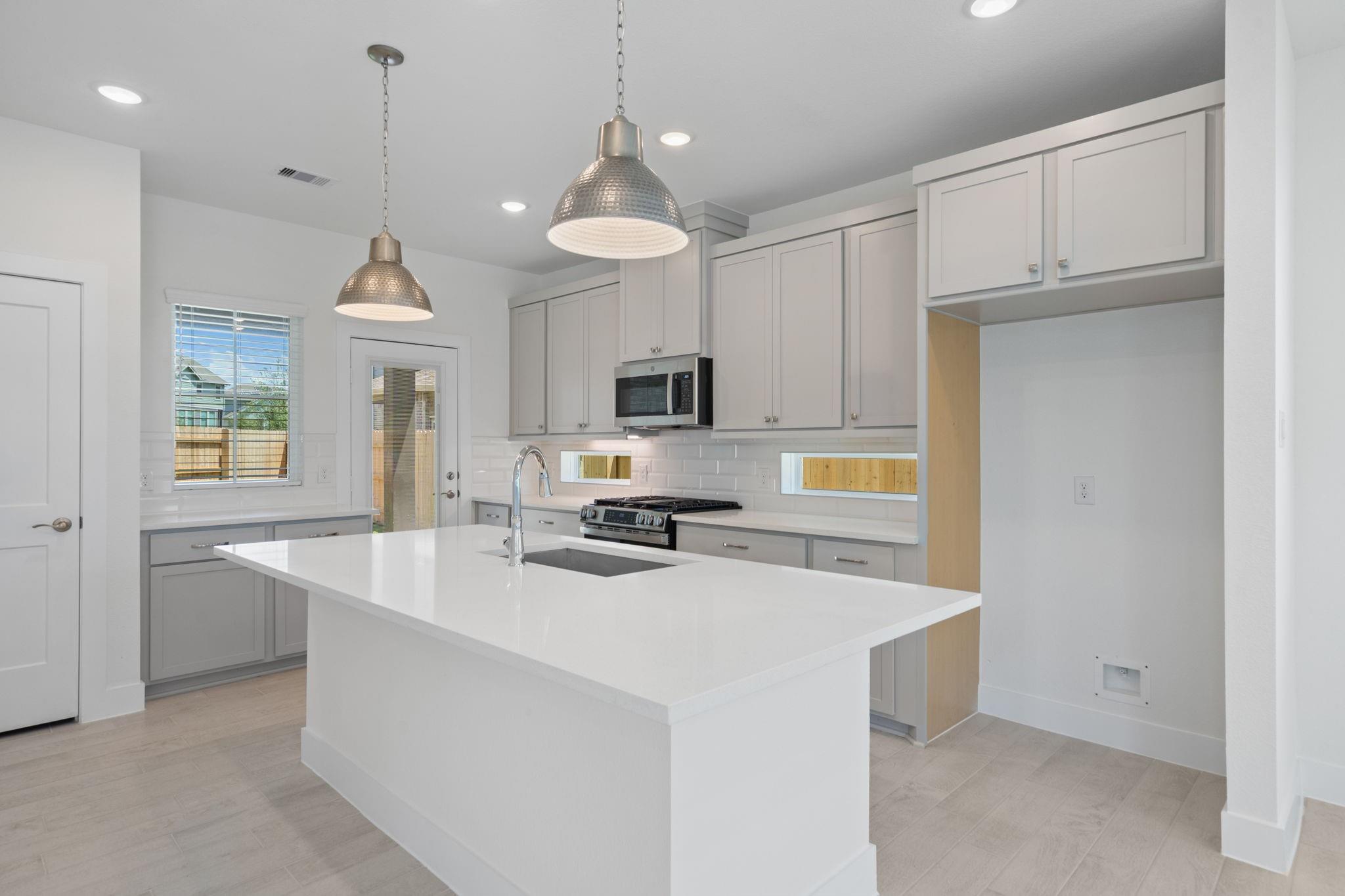 7642 Meadow Mouse Lane