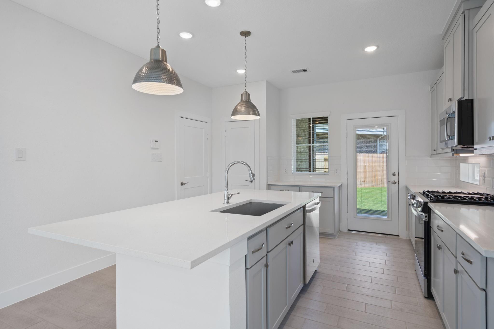 7642 Meadow Mouse Lane