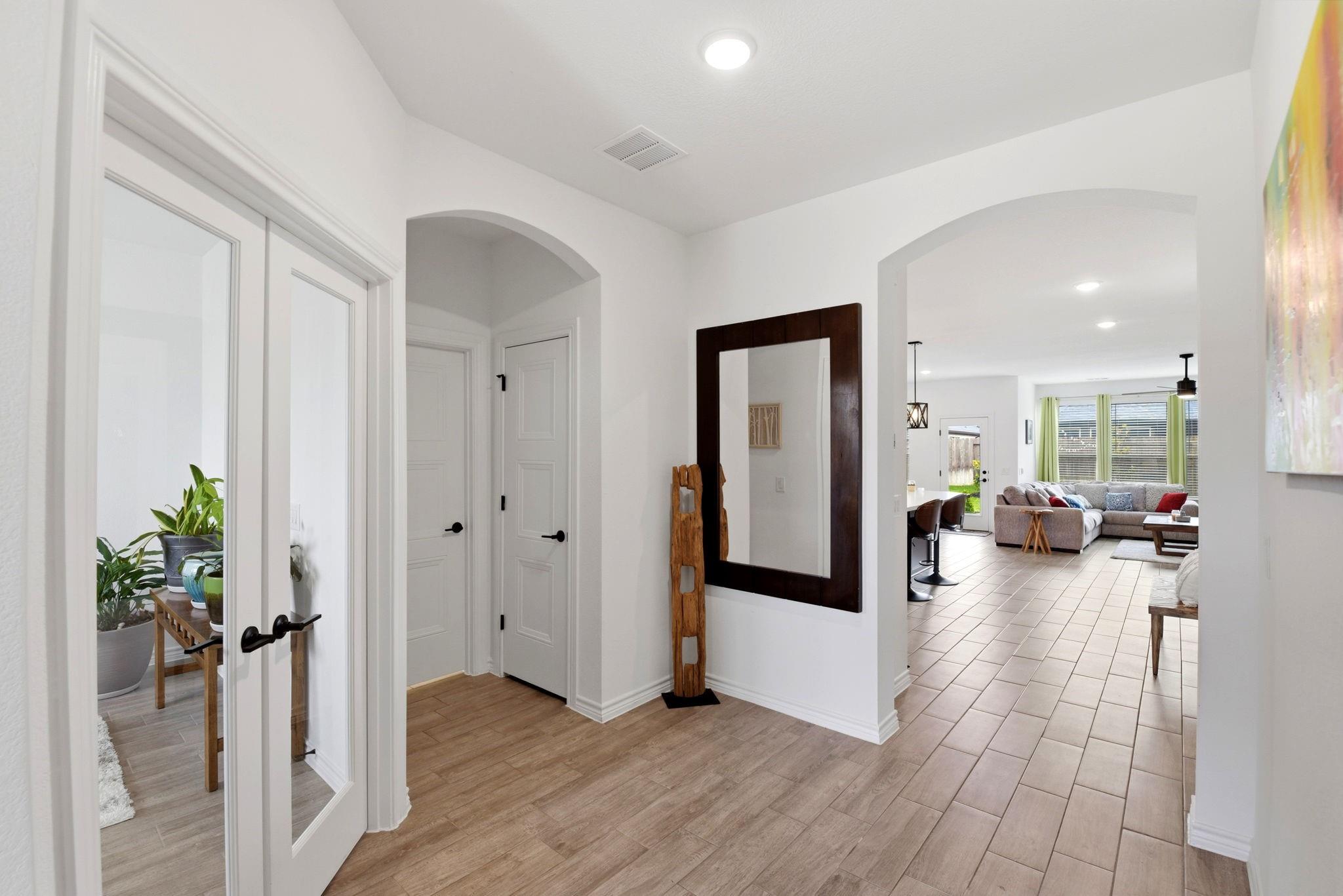 15965 Hayes Market Loop