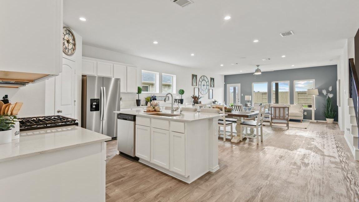 27715 Oasis Ridge Drive