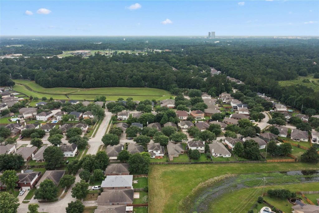 Photo of 32227 Willow Creek Park, Conroe, TX 77385 (MLS # 68907171)