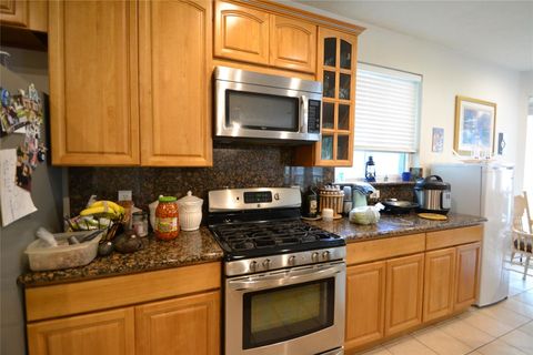 Tiny photo for 12110 Laurel Court, Stafford, TX 77477 (MLS # 68559234)