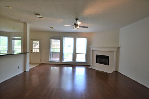 Tiny photo for 12110 Laurel Court, Stafford, TX 77477 (MLS # 68559234)