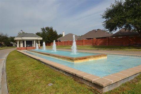 Tiny photo for 12110 Laurel Court, Stafford, TX 77477 (MLS # 68559234)