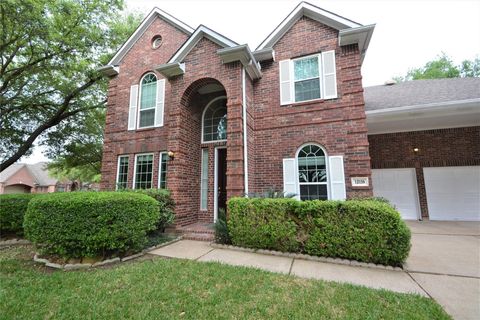 Tiny photo for 12110 Laurel Court, Stafford, TX 77477 (MLS # 68559234)