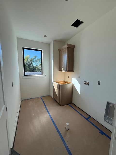 Tiny photo for 1422 Caywood Lane #D, Houston, TX 77055 (MLS # 58927607)