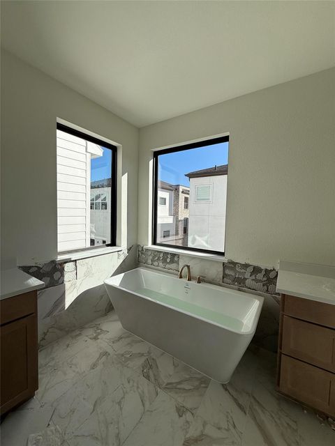 Tiny photo for 1422 Caywood Lane #D, Houston, TX 77055 (MLS # 58927607)