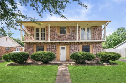 Photo of 12235 Alston Drive, Meadows Place, TX 77477 (MLS # 12715765)