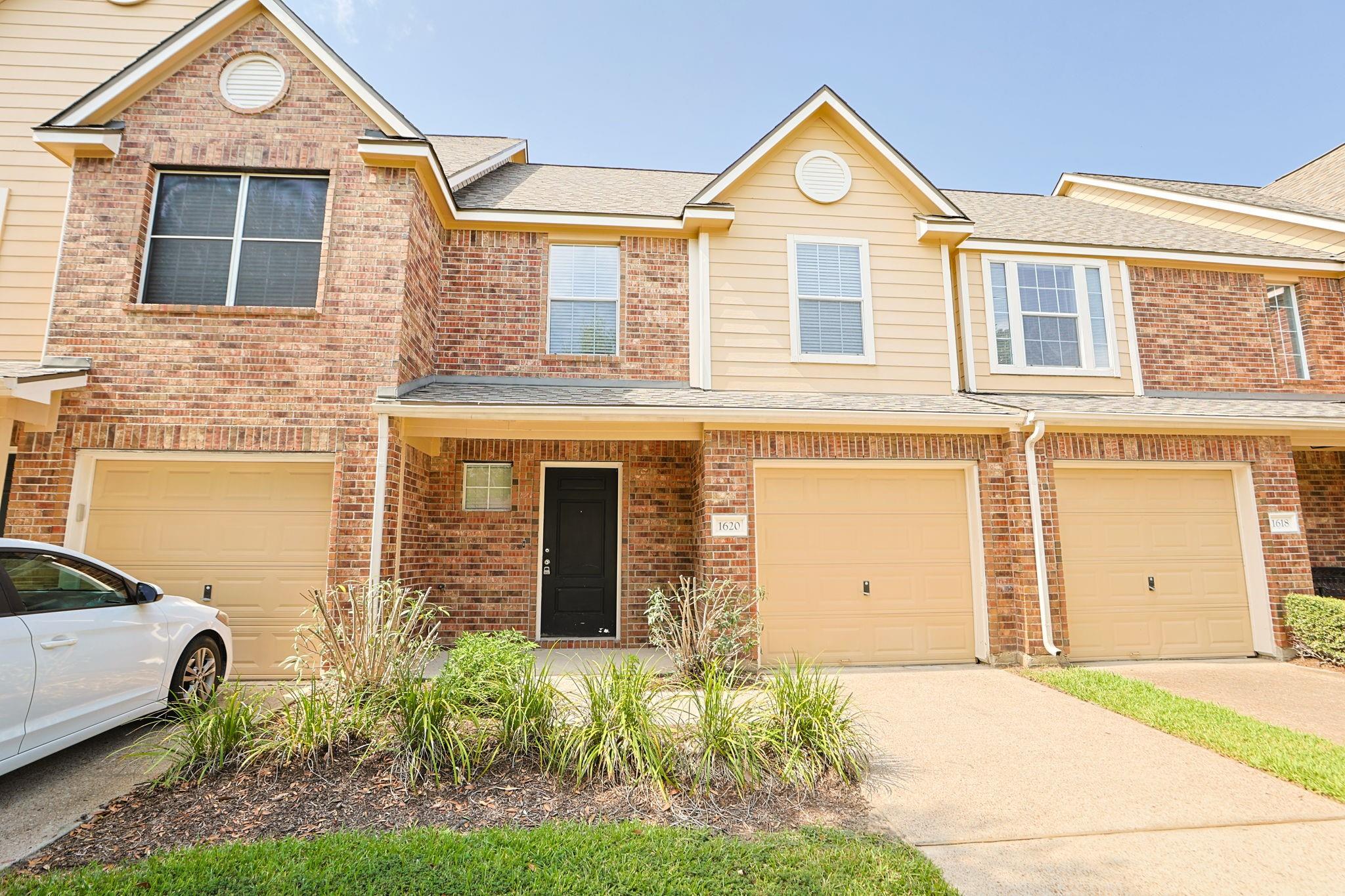 1620 Grable Cove Lane