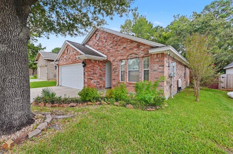 Photo of 4922 Pleasure Lake Lane, Willis, TX 77318 (MLS # 79644084)