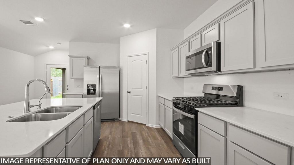 Photo of 571 Belle Springs Lane, Conroe, TX 77301 (MLS # 993702)