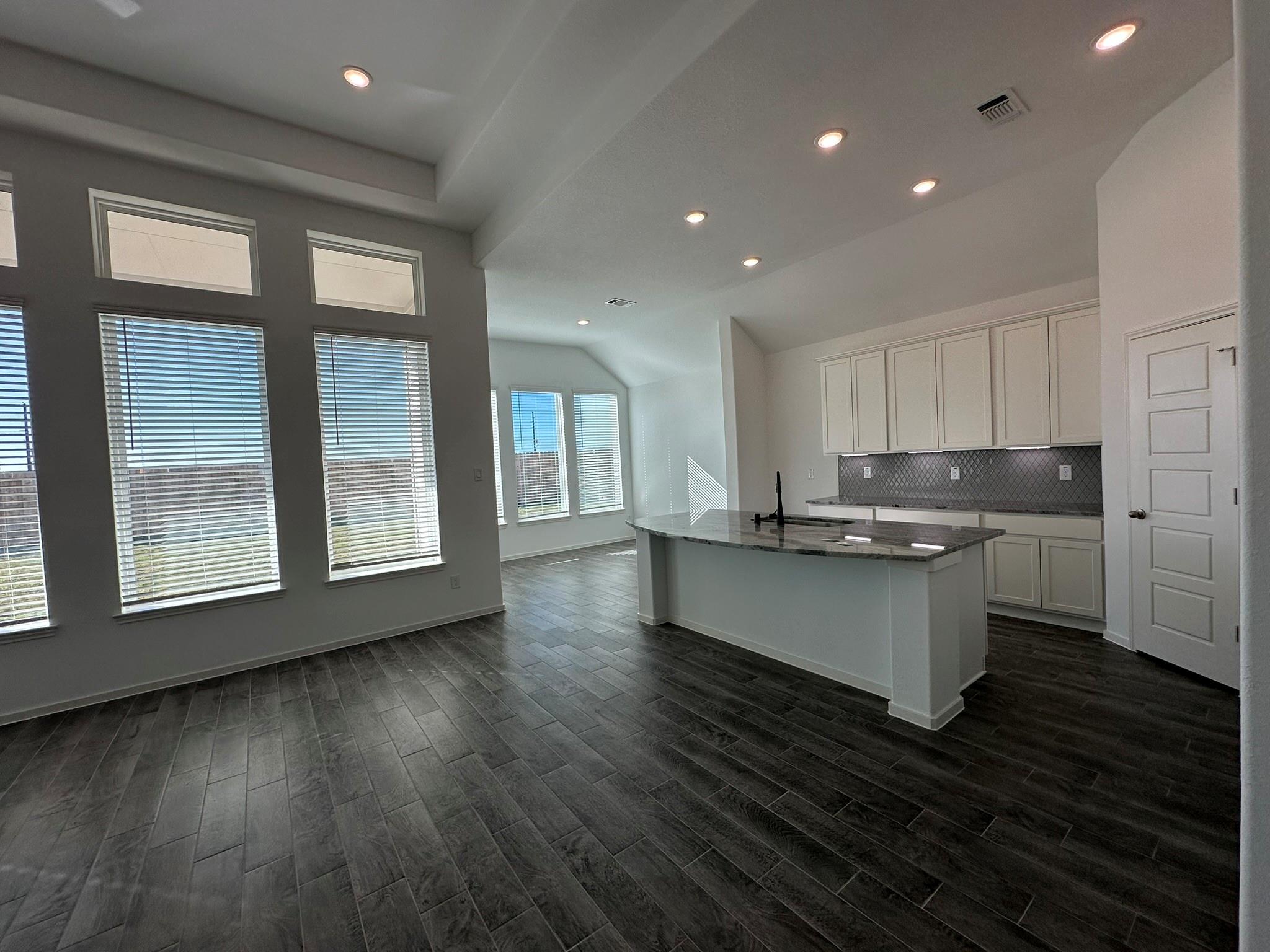 2514 Shallow Lake Lane