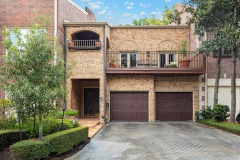5 Pine Briar Circle Houston TX 77056