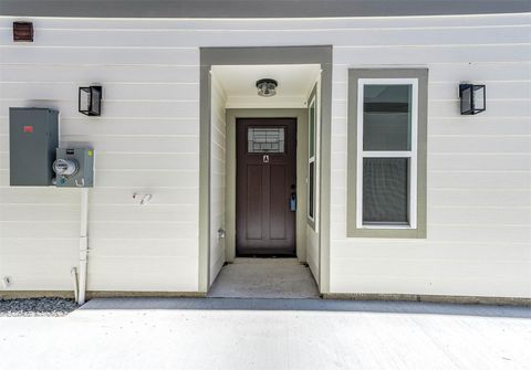 Tiny photo for 2022 Hampton Street #A B, Houston, TX 77088 (MLS # 80666242)