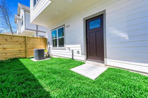 Tiny photo for 2022 Hampton Street #A B, Houston, TX 77088 (MLS # 80666242)
