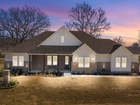 Photo of 151 Moonlight Drive, Smithville, TX 78957 (MLS # 30172100)